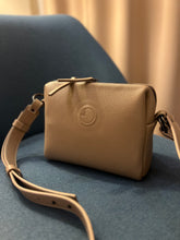 Įkelti vaizdą į peržiūros programą, Midi dydžio rankinė Tu esi ir to pakanka, smėlio spalva