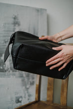 Įkelti vaizdą į peržiūros programą, Rankinė Balance, juoda spalva/ prailginta rankena