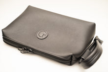 Įkelti vaizdą į peržiūros programą, Delninė/kosmetinė Luxury, juodos spalvos