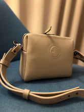 Įkelti vaizdą į peržiūros programą, Midi dydžio rankinė Tu esi ir to pakanka, smėlio spalva
