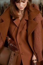 Įkelti vaizdą į peržiūros programą, Odinė, cinamono spalvos rankinė Happy
